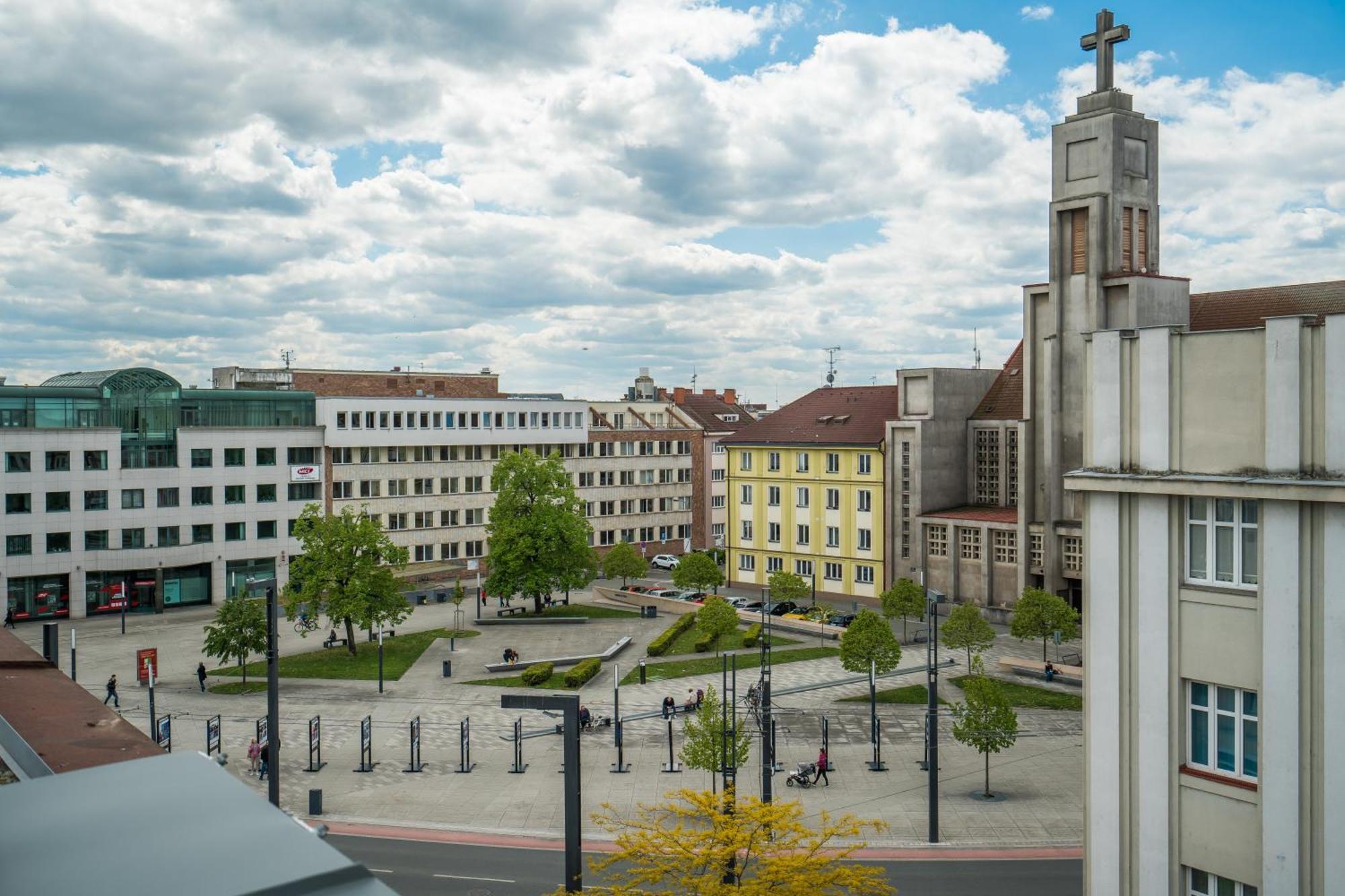 Perla Hradce Leilighet Hradec Králové Eksteriør bilde